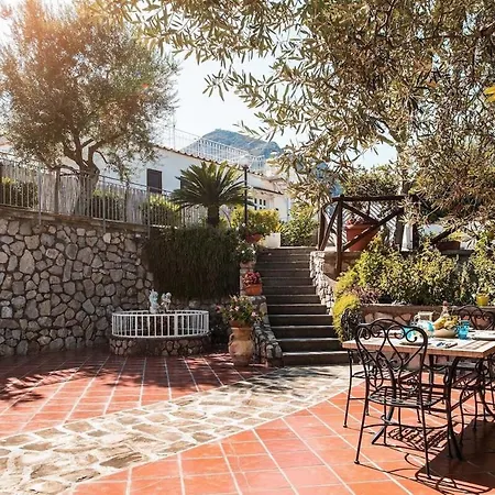 Relais Mamma Mia Sea Views Pool & Terraces *
